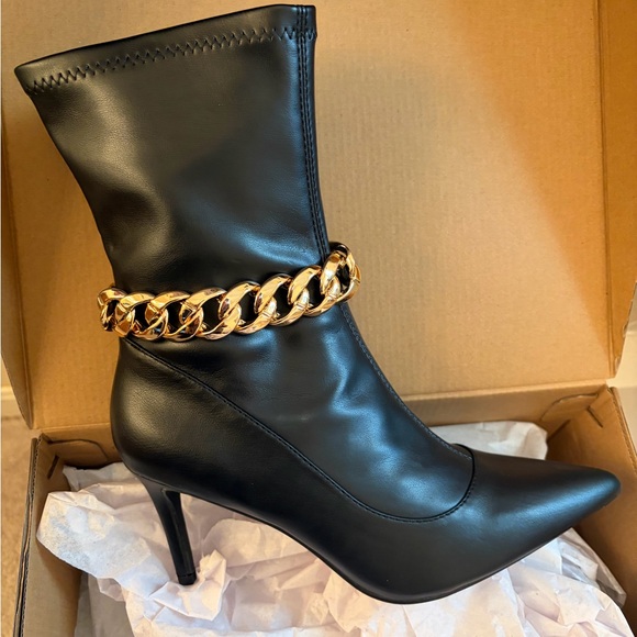 Boots! - Picture 2 of 3